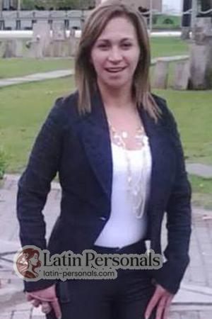 152514 - Claudia Age: 49 - Colombia