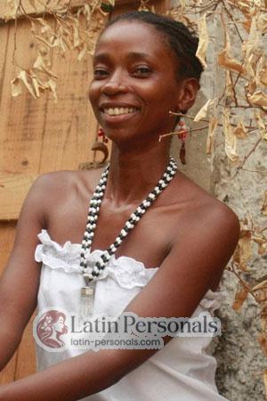 180080 - Teolinda Age: 46 - Colombia