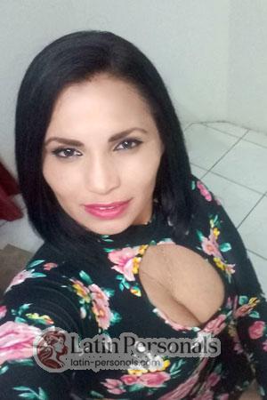 180645 - Andrea Age: 41 - Costa Rica