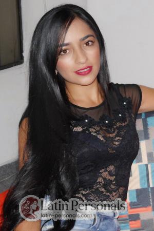 181300 - Elizabeth Alejandra Age: 31 - Colombia