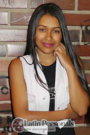 184304 - Manuela Age: 29 - Colombia