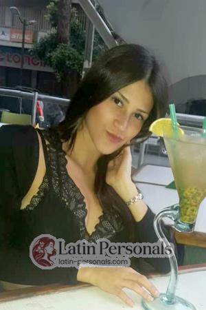 190282 - Sara Age: 27 - Venezuela