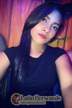 192750 - Daniela Age: 27 - Colombia