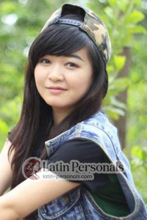 193496 - Thi Cuc Thuong Age: 33 - Vietnam