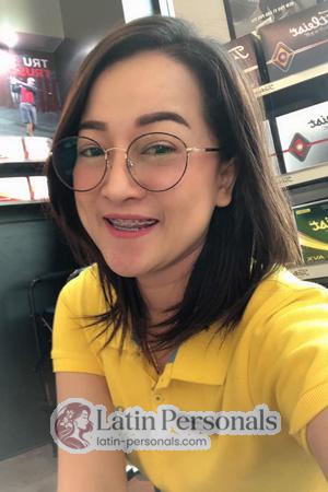 195340 - Preaw Age: 38 - Thailand