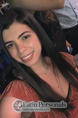 195904 - Laura Age: 30 - Colombia