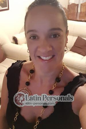 196058 - Lourdes Age: 43 - Costa Rica