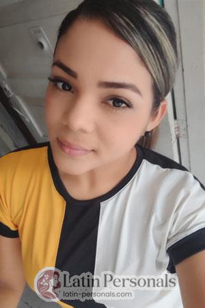201128 - Kerlys del Carmen Age: 35 - Colombia