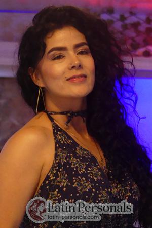 204739 - Yenny Age: 42 - Colombia