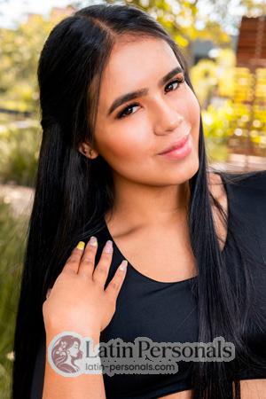 207041 - Katerine Age: 24 - Colombia
