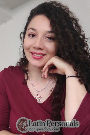207324 - Jessica Age: 38 - Colombia