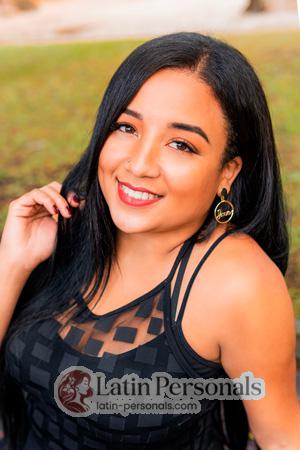 207504 - Sara Age: 26 - Colombia