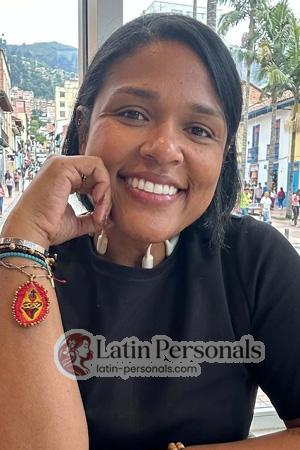 208177 - Claudia Age: 44 - Colombia