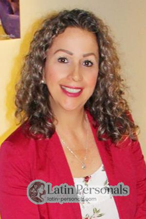209747 - Melania Age: 56 - Costa Rica