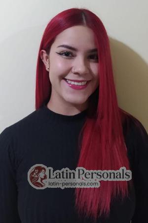 210914 - Laura Age: 27 - Colombia