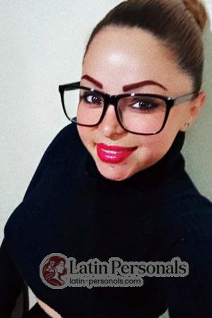 211160 - Yendry Age: 38 - Costa Rica