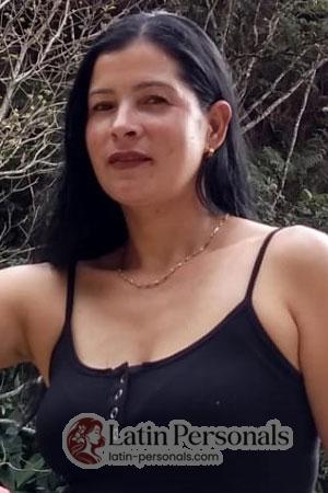 212325 - Migdalia Age: 41 - Colombia
