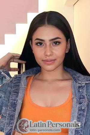 212760 - Estefania Age: 22 - Colombia