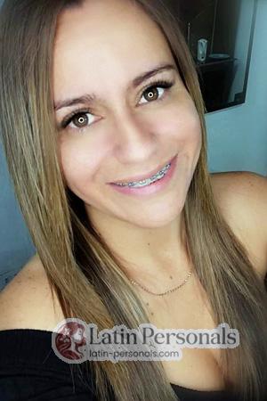 213433 - Karol Age: 46 - Costa Rica