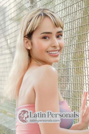 213601 - Sara Age: 27 - Colombia