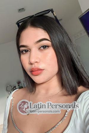 213621 - Luisa Fernanda Age: 21 - Colombia