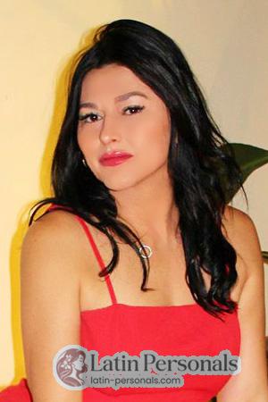 215230 - Gabriela Age: 38 - Costa Rica
