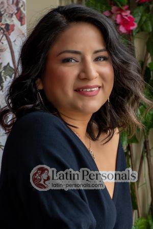 215566 - Josseline Age: 35 - Peru