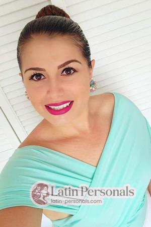216018 - Kembly Age: 36 - Costa Rica