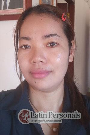 216733 - Sreynor Age: 40 - Cambodia