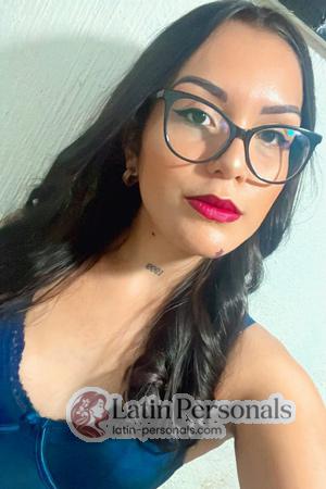 218937 - Yendry Age: 26 - Costa Rica