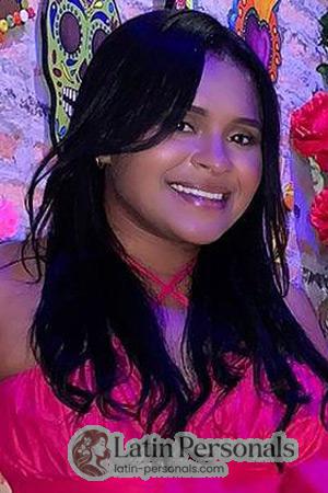219594 - Estefani Age: 28 - Colombia