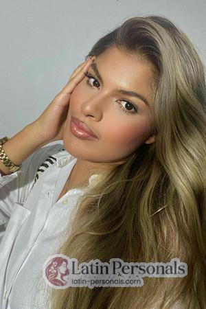219653 - Valentina Age: 24 - Colombia