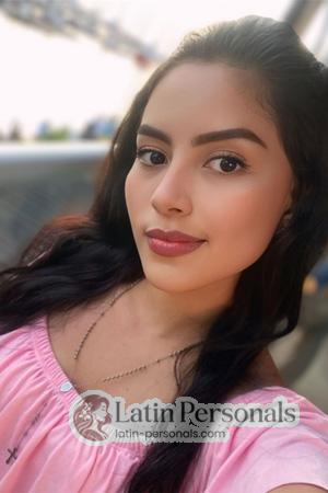 221385 - Veronica Age: 23 - Colombia