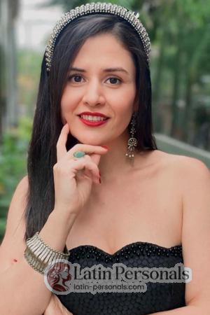 221698 - Diana Age: 43 - Colombia