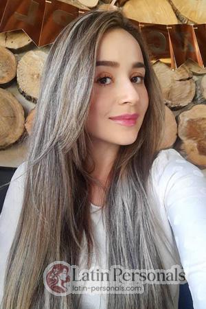 221699 - Lizeth Age: 32 - Colombia
