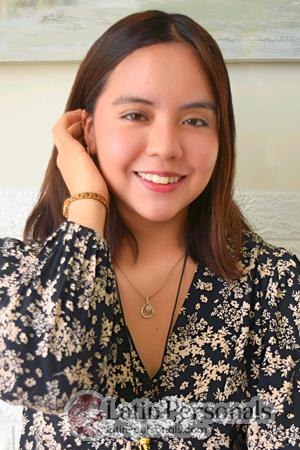 223038 - Alanis Age: 23 - Peru