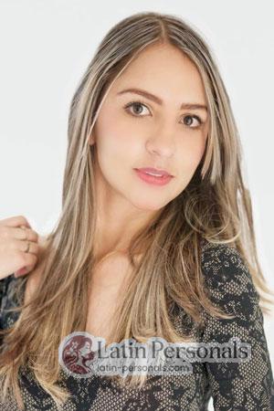 223712 - Karina Age: 32 - Colombia