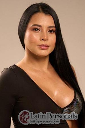 225288 - Yury Age: 36 - Colombia