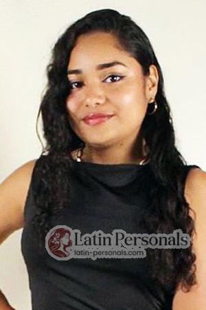 226833 - Alizon Age: 26 - Costa Rica