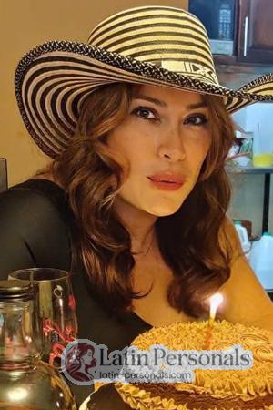 227286 - Yolvy Age: 47 - Costa Rica